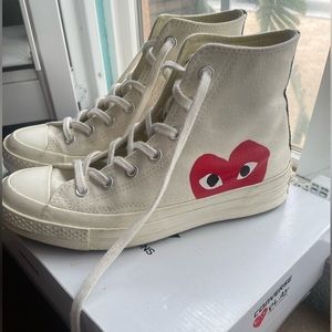 Cdg beige Converse